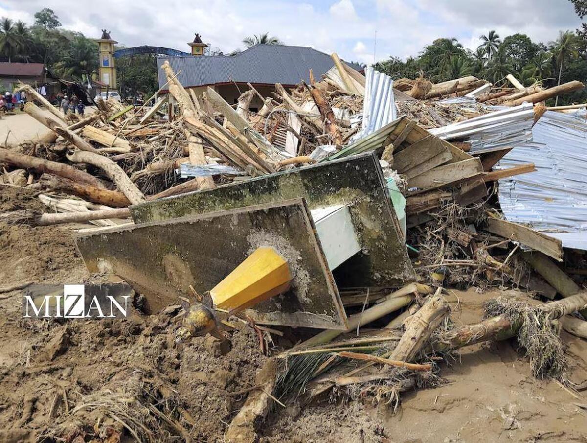 افزایش شمار قربانیان سیل در اندونزی به ۳۰۰ نفر؛ صدها نفر ناپدید هستند