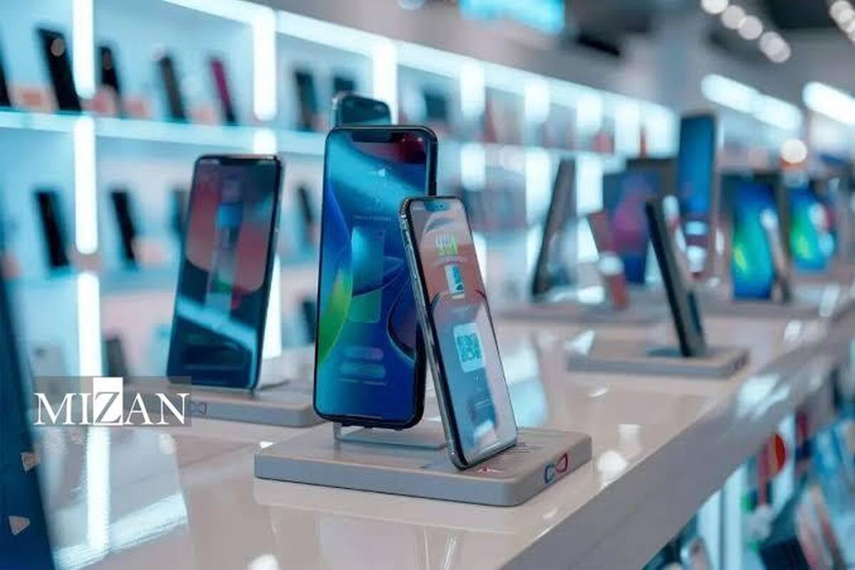 نحوه ارزش‌گذاری گوشی‌های تلفن همراه در گمرک اعلام شد/ آیا ارزش گوشی‌های تلفن همراه مسافری و تجاری تفاوت دارند؟