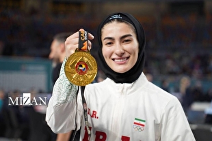 کاراته قهرمانی جهان| گلشادنژاد نخستین طلای تاریخ بانوان را برای ایران ضرب کرد