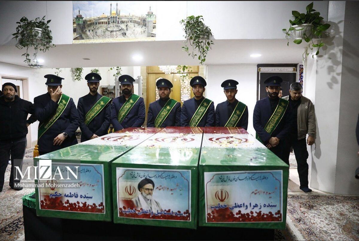 پیکر وزیر اطلاعات در قم تشییع شد