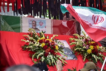 مراسم تشییع سرلشکر شهید مجید خادمی در شیراز