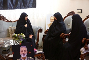 بهروزآذر: تجربه زیسته امیر موسوی و فرماندهان نیرو‌های مسلح باید روایت شود