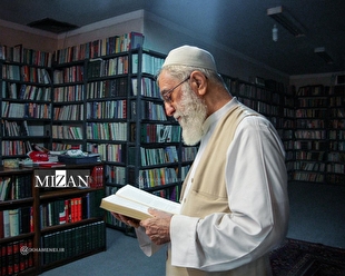 جهان‌بینی کتاب‌محور شهید آیت‌الله‌العظمی خامنه‌ای/ روایتی از پیوند زیست فرهنگی و سیاست‌گذاری نرم 