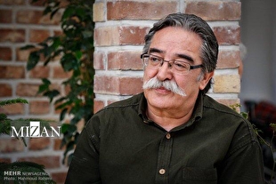 عربانی: قهرمان کسی است که برای وطن می‌کوشد