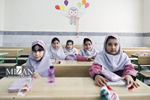 دریافت هزینه از دانش‌آموزان در مدارس هیئت امنایی ممنوع است