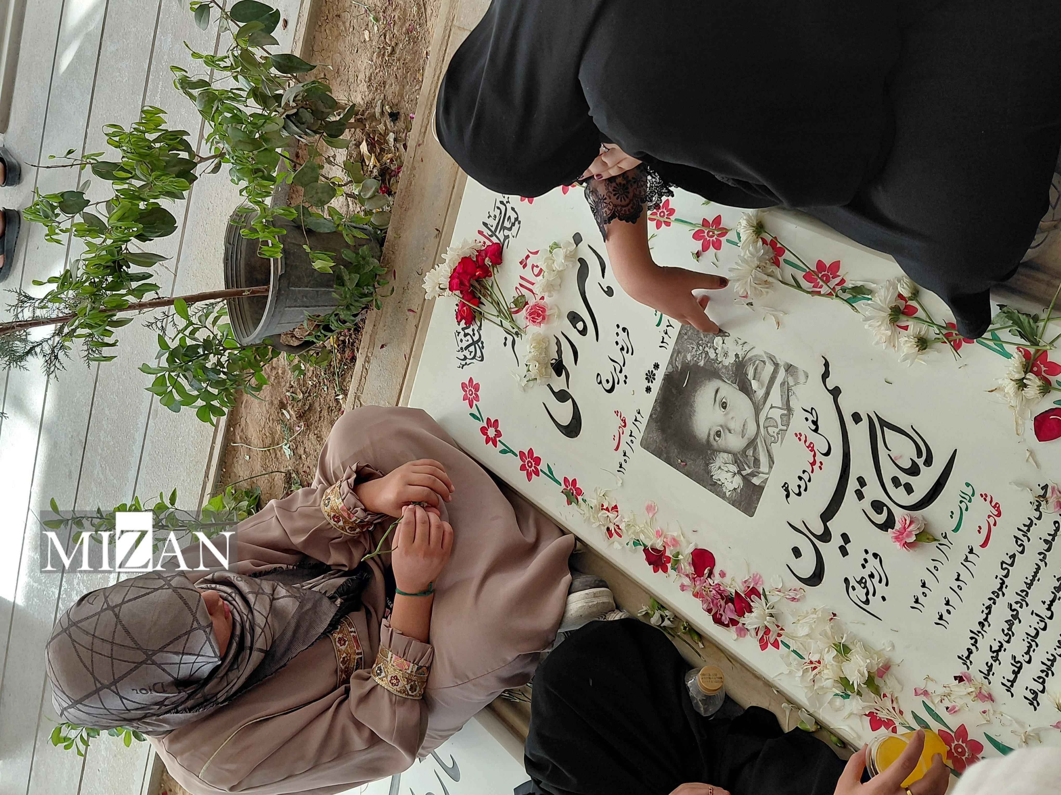 قطعه ۴۲؛ نگارخانه مظلومیت ملتی که عزت را در شهادت یافت و جهان را به تماشا نشاند