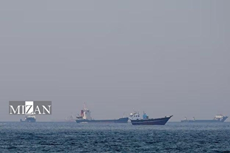 مذاکره کشورهای اروپایی با نیروی دریایی سپاه برای تردد از تنگه هرمز