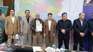 اهدای ۱۰۰۰ فقره سند مالکیت منطقه صوفیان همزمان با سفر رئیس سازمان ثبت به آذربایجان شرقی