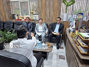 بازدید رئیس‌کل دادگستری استان بوشهر از زندان دشتستان و رسیدگی میدانی به درخواست‌های قضایی زندانیان