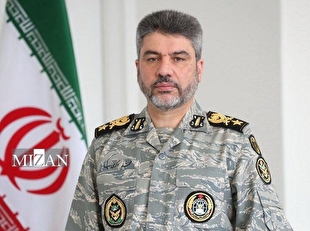 سخنگوی ارتش: دشمن جرأت تعرض به مرز‌های زمینی کشور را پیدا نکرد/ تامین امنیت غرب تنگه هرمز برعهده سپاه و شرق تنگه با ماست