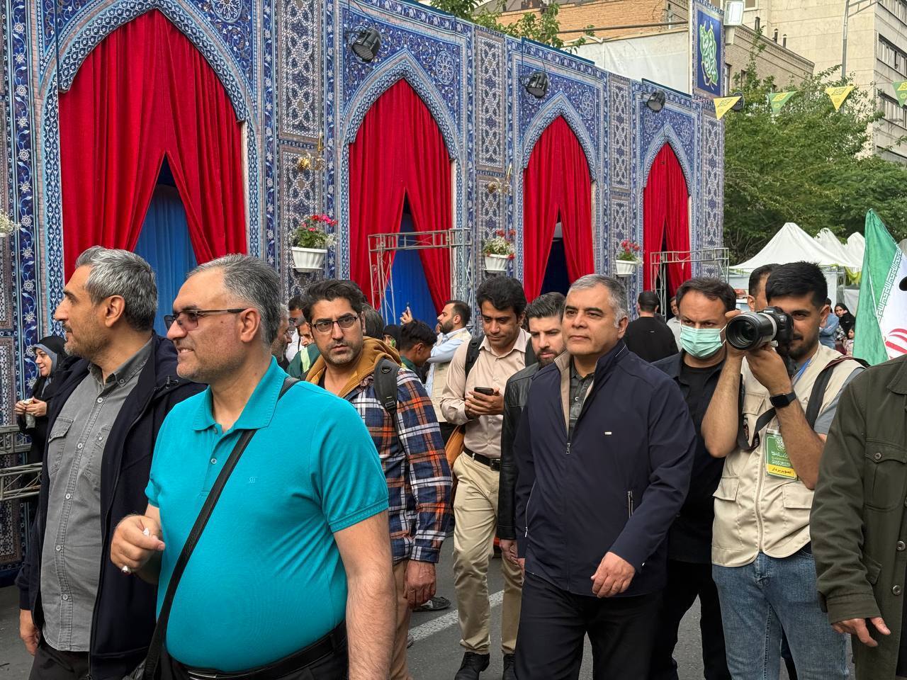 اجتماع بزرگ امام‌رضایی‌ها در تهران؛ بیعت با رهبر معظم انقلاب