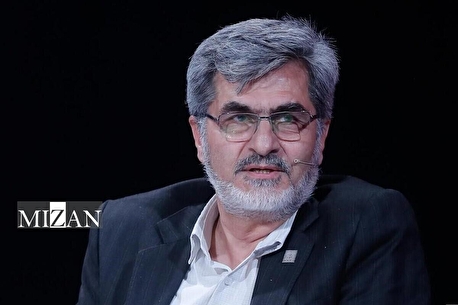 پاسخ حقوقی به کم اطلاعی یک قانونگذار! / لطفا قانون را مطالعه کنید/ رسیدگی همزمان به اتهام قتل و محاربه در دو مرجع قضایی، منطبق با صلاحیت‌های قانونی است