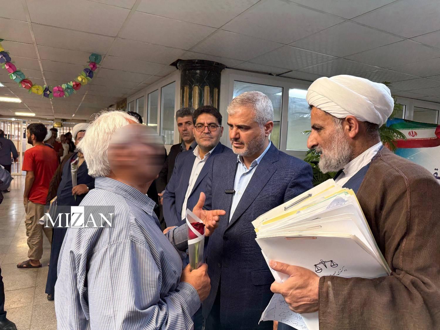 بازدید سرزده القاصی از زندان تهران بزرگ/ آزادی ۴۴۰ زندانی در فاصله عید قربان تا عید غدیر / بررسی بهره مندی ۳ هزار و ۷۵۰ زندانی استان تهران از نهاد‌های ارفاقی