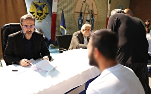 آزادی ۲۷ زندانی البرزی در دهه ولایت/ رسیدگی به مشکلات ۴۵۰ زندانی ندامتگاه مرکزی کرج