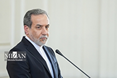 هشدار عراقچی نسبت به هرگونه خطای احتمالی دشمن در خلیج فارس