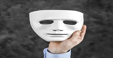چهره‌های جعلی، آسیب‌های واقعی؛ نگاهی به پدیده جعل هویت در فضای مجازی