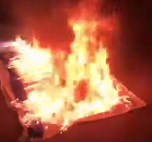 سوزاندن پرچم  اسرائیل در گوادالاخارا مکزیک شب گذشته هم زمان با افتتایه جام‌جهانی ۲۰۲۶