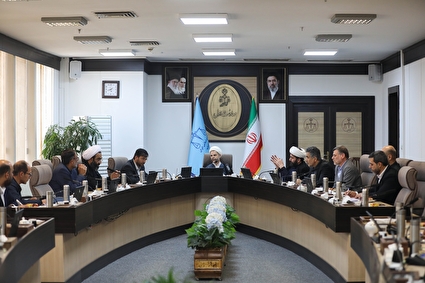 نشست مشترک معاون اول قوه قضاییه با اعضای کمیسیون قضایی مجلس شورای اسلامی