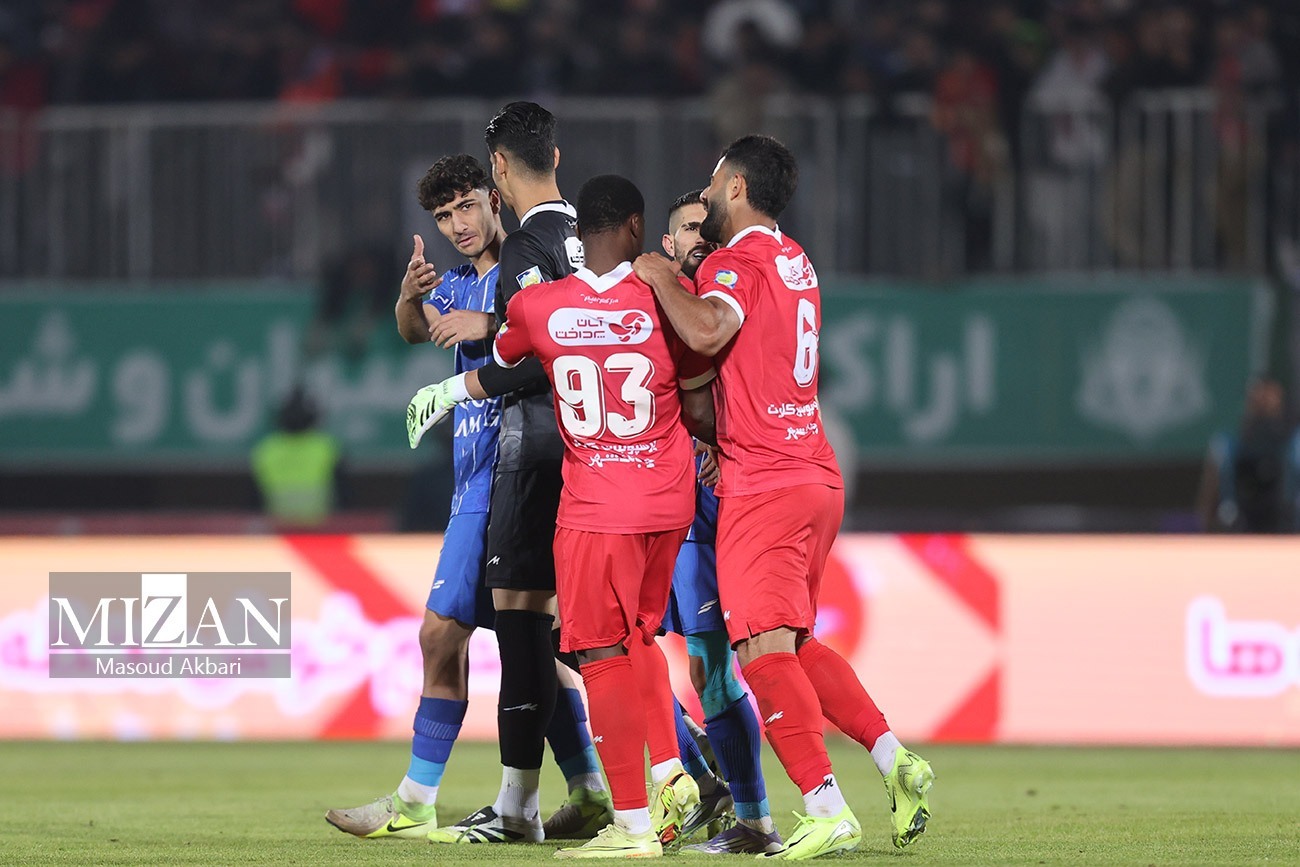 پرسپولیس در پی معجزه/ تلاش بیوقفه سرخها برای بازگشت به جاده آسیا پرسپولیس در پی معجزه/ تلاش بیوقفه سرخها برای بازگشت به جاده آسیا