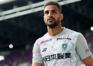 مهاجم سابق پرسپولیس به قهرمان مالزی پیوست