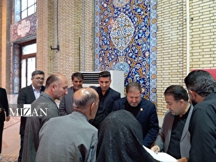 میز خدمت قضایی در ایلام؛ رسیدگی به مشکلات ۲۰ شهروند پس از نماز جمعه