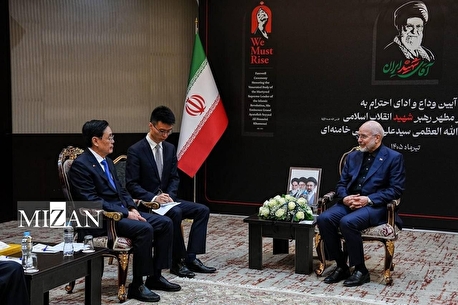 قالیباف: هرگونه دخالت آمریکا در تنگه هرمز را اجازه نمی‌دهیم
