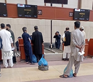 ۵ صیاد زندانی ایران در پاکستان به کشور بازگشتند