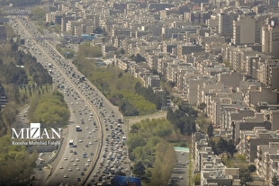 ترافیک سنگین در ورودیهای تهران و محورهای چالوس و هراز