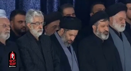 حضور فرزندان رهبر شهید انقلاب در مصلای تهران