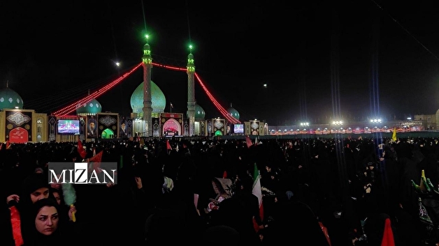 وداع در حریم کریمه؛ اقامه نماز بر پیکر رهبر شهید انقلاب در مسجد جمکران تا ساعاتی دیگر وداع در حریم کریمه؛ اقامه نماز بر پیکر رهبر شهید انقلاب در مسجد جمکران تا ساعاتی دیگر