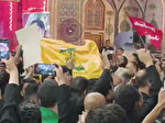 انتظار عاشقان عراقی برای ورود پیکر رهبر شهید به حرم امیرالمؤمنین