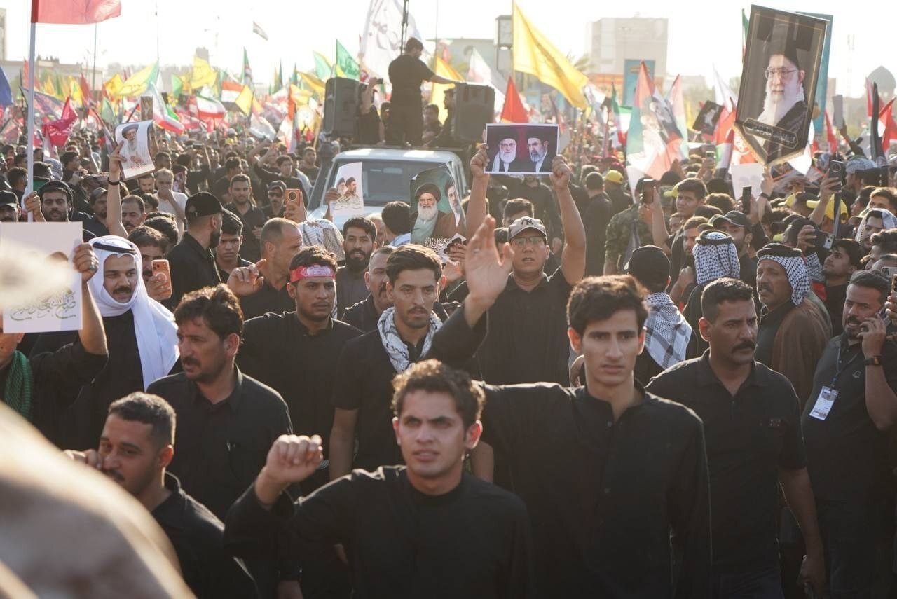 آغاز مراسم تشییع پیکر مطهر امام شهید در نجف