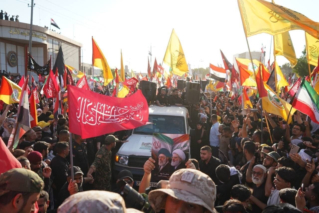 آغاز مراسم تشییع پیکر مطهر امام شهید در نجف