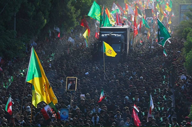 وداع تاریخی عراقی‌ها با آقای شهید ایران؛ وزیر امور خارجه از مردم و دولت عراق قدردانی کرد