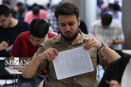 استفاده از هوش مصنوعی و کتاب در جلسه امتحان تحصیلات تکمیلی دانشگاه آزاد مجاز است