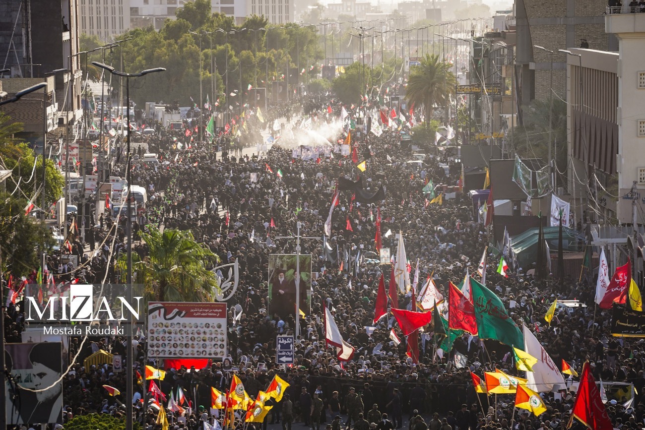 طوفان عشق عراقیها در سوگ امام شهید؛ اینجا کربلاست، مرکز عالم شیعه طوفان عشق عراقیها در سوگ امام شهید؛ اینجا کربلاست، مرکز عالم شیعه