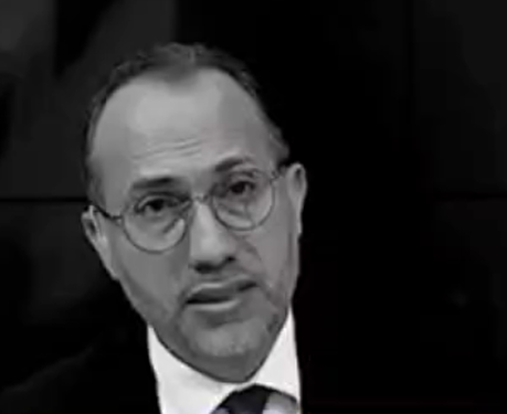حیرت مجری عرب از تشییع میلیونی رهبر شهید: آیا حاکمی در جهان عرب حتی یک نفر وجود دارد که مردم برایش چنین کاری کنند؟