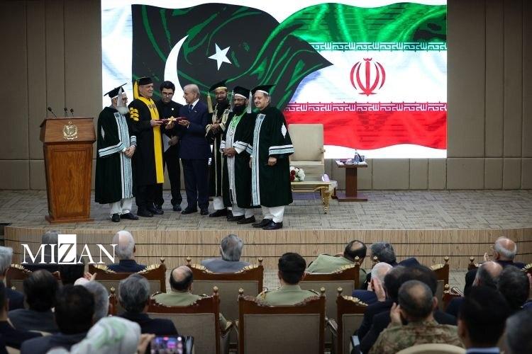 سفر پزشکیان به پاکستان/ رئیسجمهور: باید آنچه به امضا رسیده است به صورت کامل عملیاتی شود/شهباز شریف: آیتالله سید مجتبی خامنهای را تحسین میکنم که در شرایط حساس کشور خود را به خوبی رهبری کردند سفر پزشکیان به پاکستان/ رئیسجمهور: باید آنچه به امضا رسیده است به صورت کامل عملیاتی شود/شهباز شریف: آیتالله سید مجتبی خامنهای را تحسین میکنم که در شرایط حساس کشور خود را به خوبی رهبری کردند