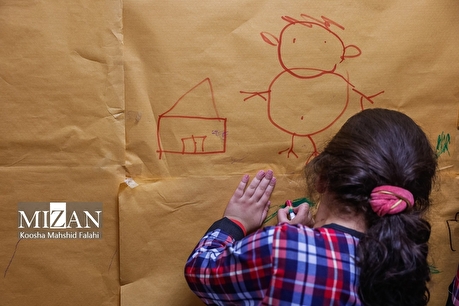 مشارکت بالغ بر ۱۷۵ نفر از کادر قضایی در کارگاه آشنایی با شرایط زیستی و رفتاری مبتلایان به اتیسم/ مجتمع‌های قضایی خانواده و دادگاه‌ها به زیرساخت‌های «دوستدار اتیسم» مجهز شوند