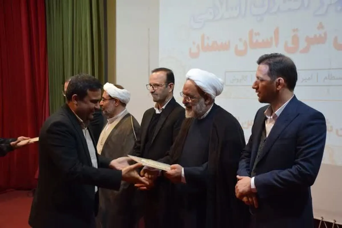 رئیس کل دادگستری استان سمنان: سلاح اثرگذار در برابر تهدید&zwnj;های دشمنان، جلب اعتماد مردم است