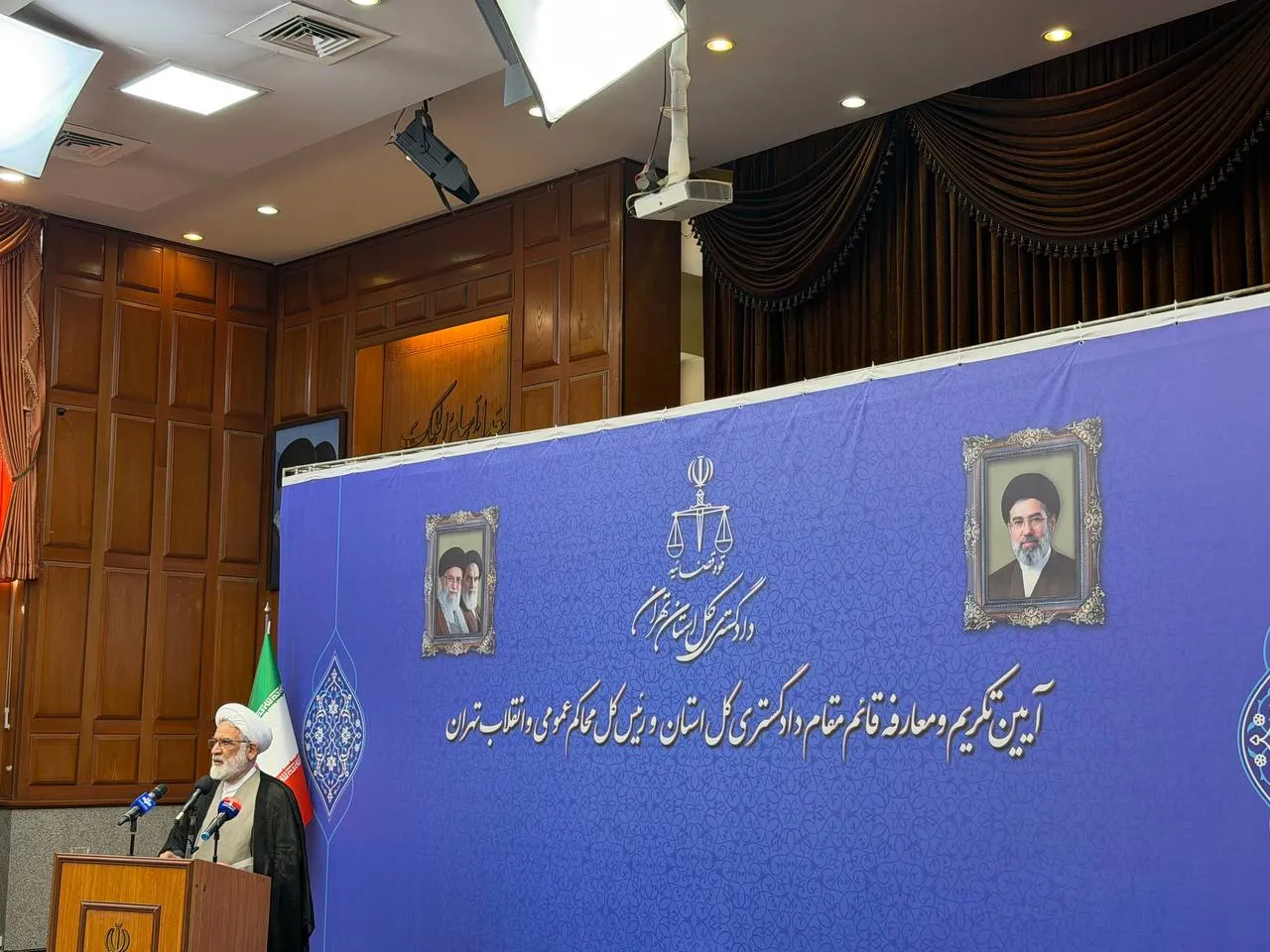 رئیس دیوان عالی کشور: مسئولیت قضایی امانتی سنگین است و نباید به پست و مقام دل بست/ مدیران باید علم و تدبیر را سرلوحه کار خود قرار دهند