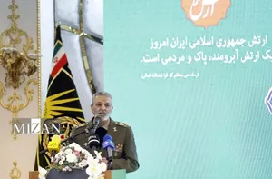 فرمانده کل ارتش: تا وقتی ایران، ایران است ارتش فدایی حدود و ثغور کشور است