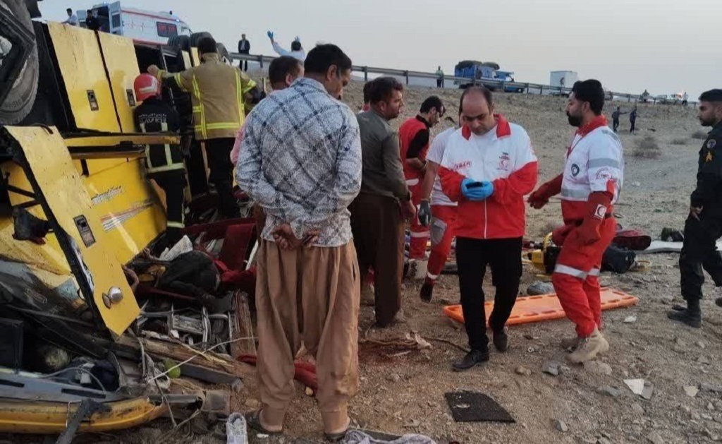 دادستان ساوه برای بررسی ابعاد حادثه واژگونی مرگبار اتوبوس دستور قضایی صادر کرد دادستان ساوه برای بررسی ابعاد حادثه واژگونی مرگبار اتوبوس دستور قضایی صادر کرد