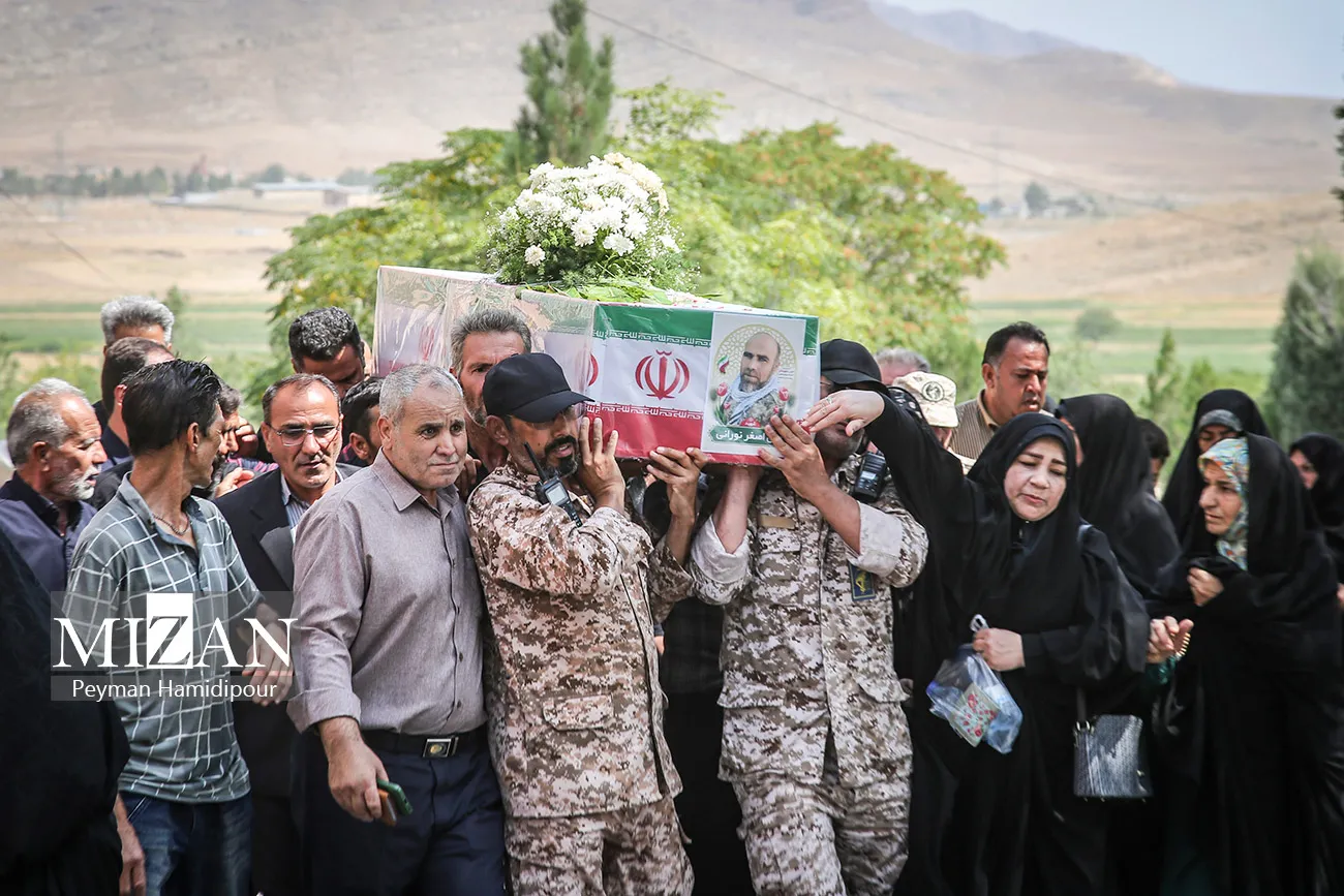 تشییع پیکر شهید مدافع وطن علی‌اصغر نورانی