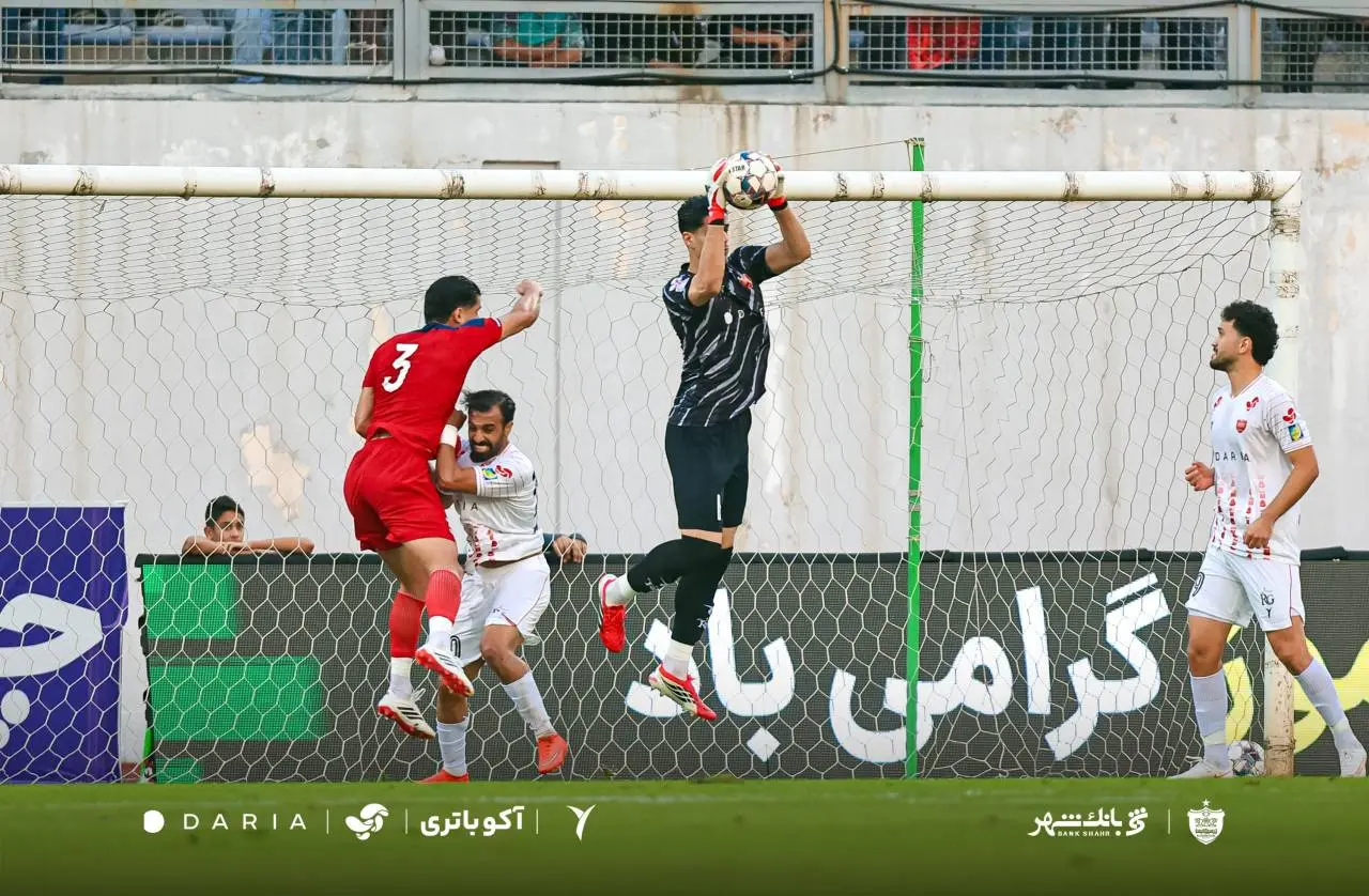 شافعی: پرسپولیس نباید ثباتش را از دست بدهد؛ دلیل این همه مصدومیت چیست؟ / انتخاب گلمحمدی برای تیمِ امید هوشمندانه بود شافعی: پرسپولیس نباید ثباتش را از دست بدهد؛ دلیل این همه مصدومیت چیست؟ / انتخاب گلمحمدی برای تیمِ امید هوشمندانه بود