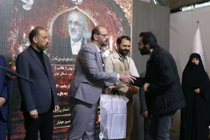 اعلمی: موظف به انتقال روایت صحیح تاریخ انقلاب به نسل بعد هستیم