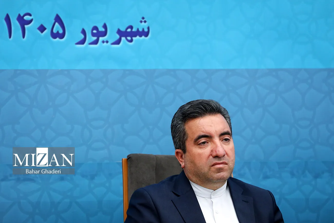 رئیس سازمان ثبت اسناد تیتر