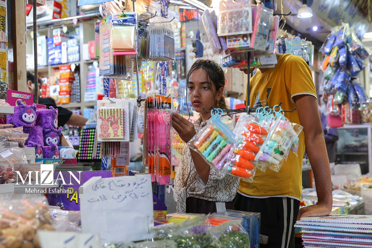 بازگشایی مدارس با کولهپشتیهای خالی بازگشایی مدارس با کولهپشتیهای خالی