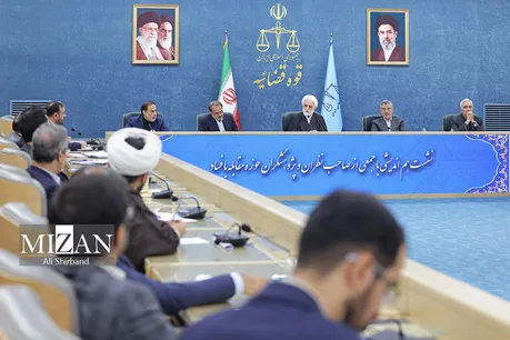 گزیده‌هایی از نشست رئیس قوه قضاییه با جمعی از صاحبنظران و پژوهشگران حوزه‌ی مبارزه با فساد «۳۱ شهریور ۱۴۰۵»