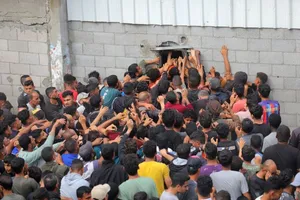 Only 4 bakeries for 2.4 million people in Gaza